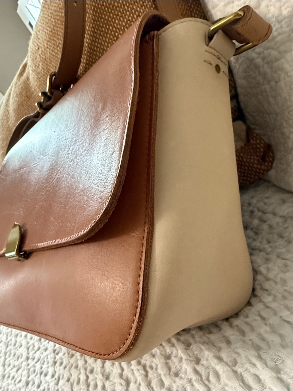 Madewell Peach and Cream Leather Crossbody with Gold-Tone Clasp - Picture 15 of 15